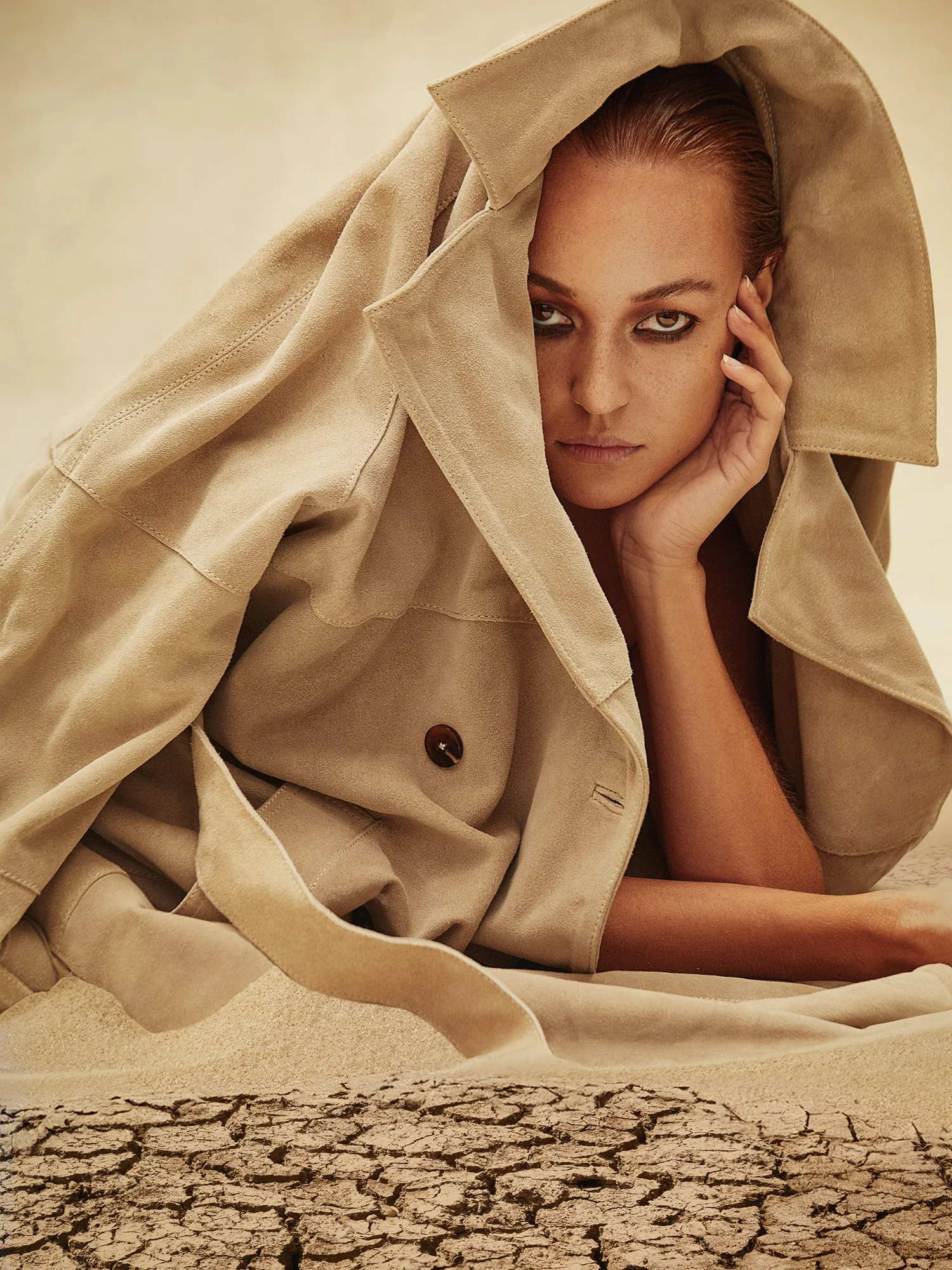 RISE — Currant Magazine