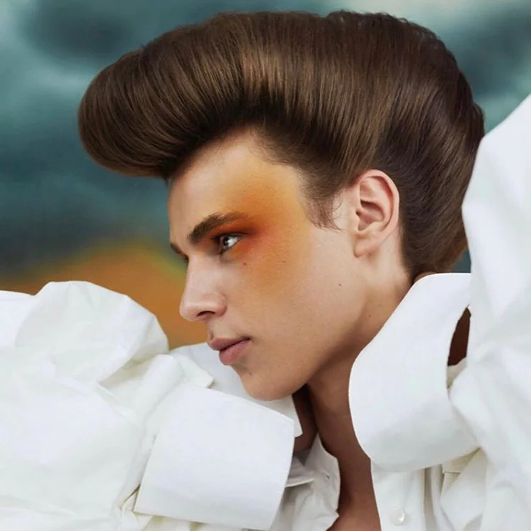 Mirror Mirror Magazine
