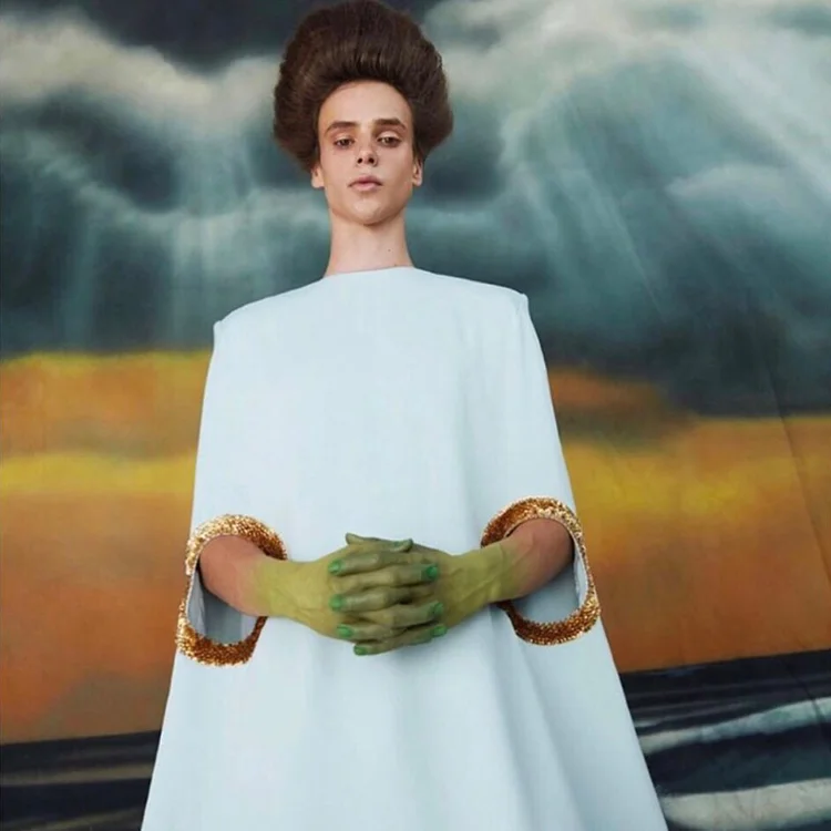 Mirror Mirror Magazine